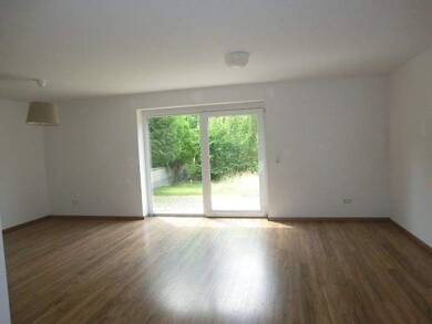 Reihenmittelhaus zur Miete 1.400 € 6 Zimmer 170 m² 180 m² Grundstück frei ab sofort Dittelbrunn Dittelbrunn 97456