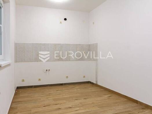 Wohnung zum Kauf 128.000 € 1 Zimmer 33 m² 1. Geschoss Bol Bol 21420