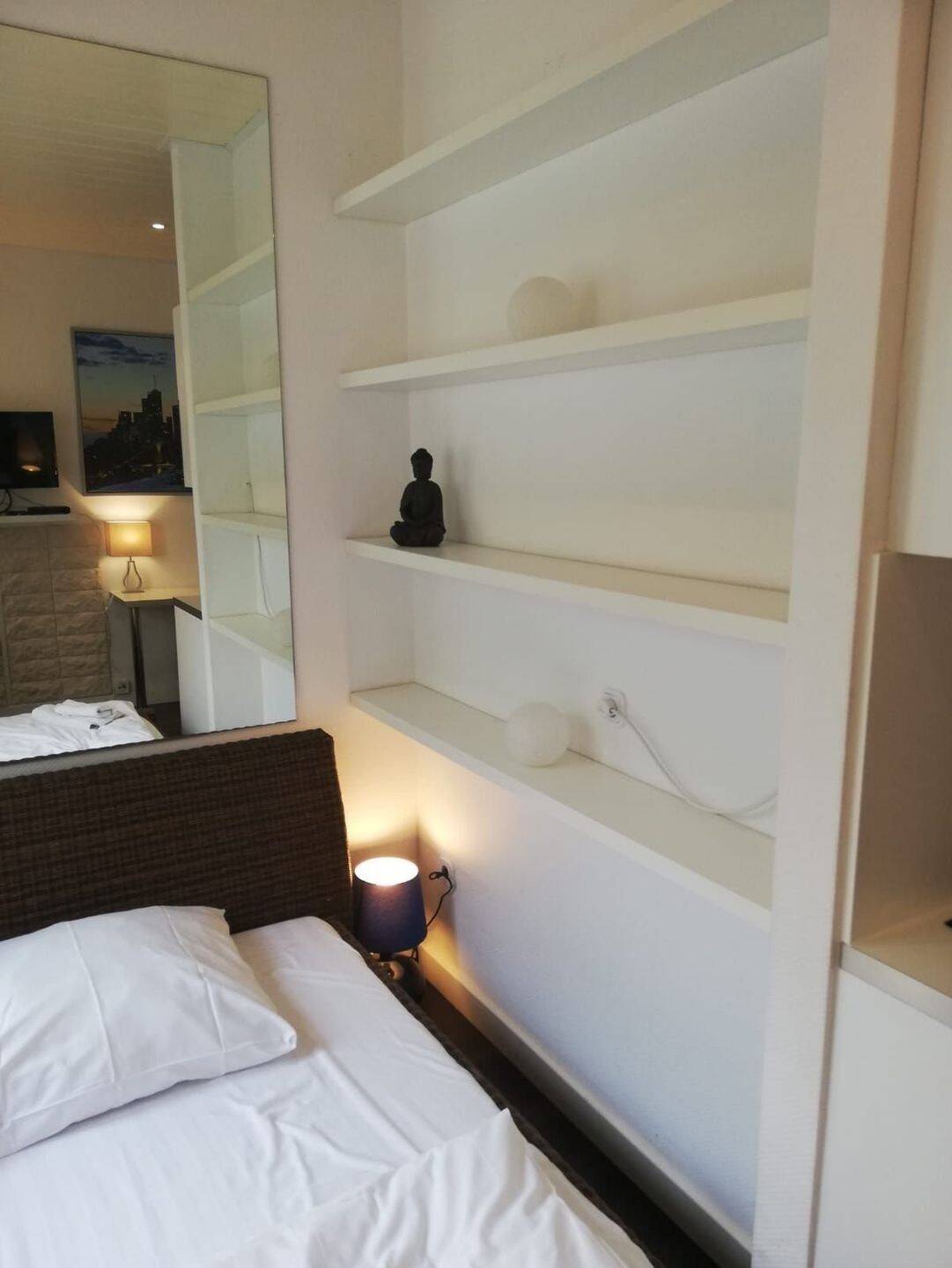 Property thumbnail 12