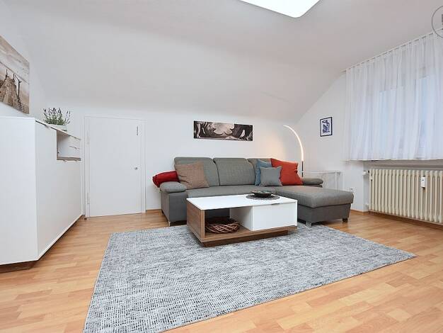 Wohnung zur Miete 1.350 € 2,5 Zimmer 48 m² 3. Geschoss frei ab 09.08.2026 Tamm 71732