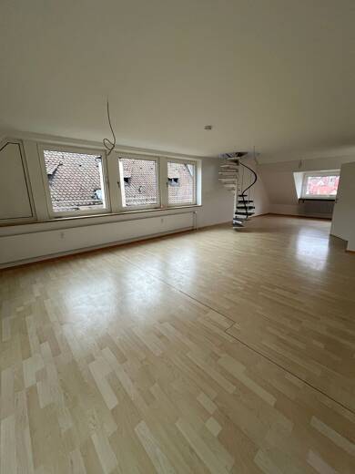 Wohnung zur Miete 890 € 2,5 Zimmer 96 m² Dachgeschoss, 4. Geschoss frei ab sofort Adlerstrasse 10-12 Altstadt / St. Lorenz Nürnberg 90403