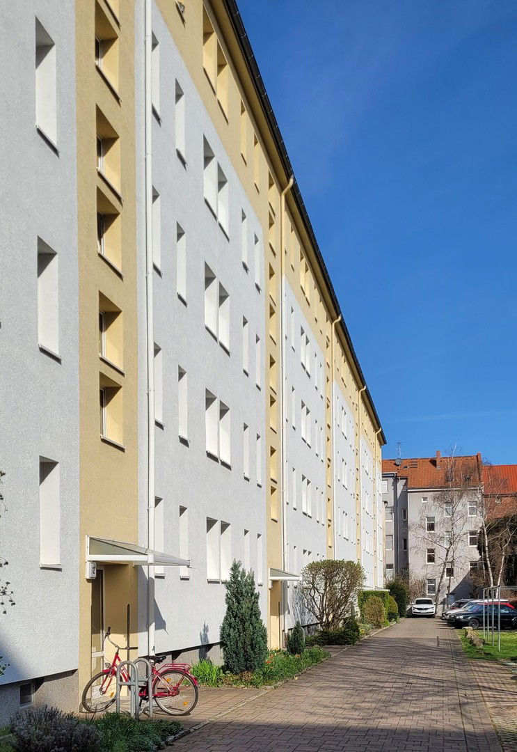 Wohnung zur Miete 750 € 3 Zimmer 62 m²<br/>Wohnfläche 1.<br/>Geschoss 01.01.2025<br/>Verfügbarkeit Fritz-Büchner-Straße 12c Johannesvorstadt Erfurt 99086