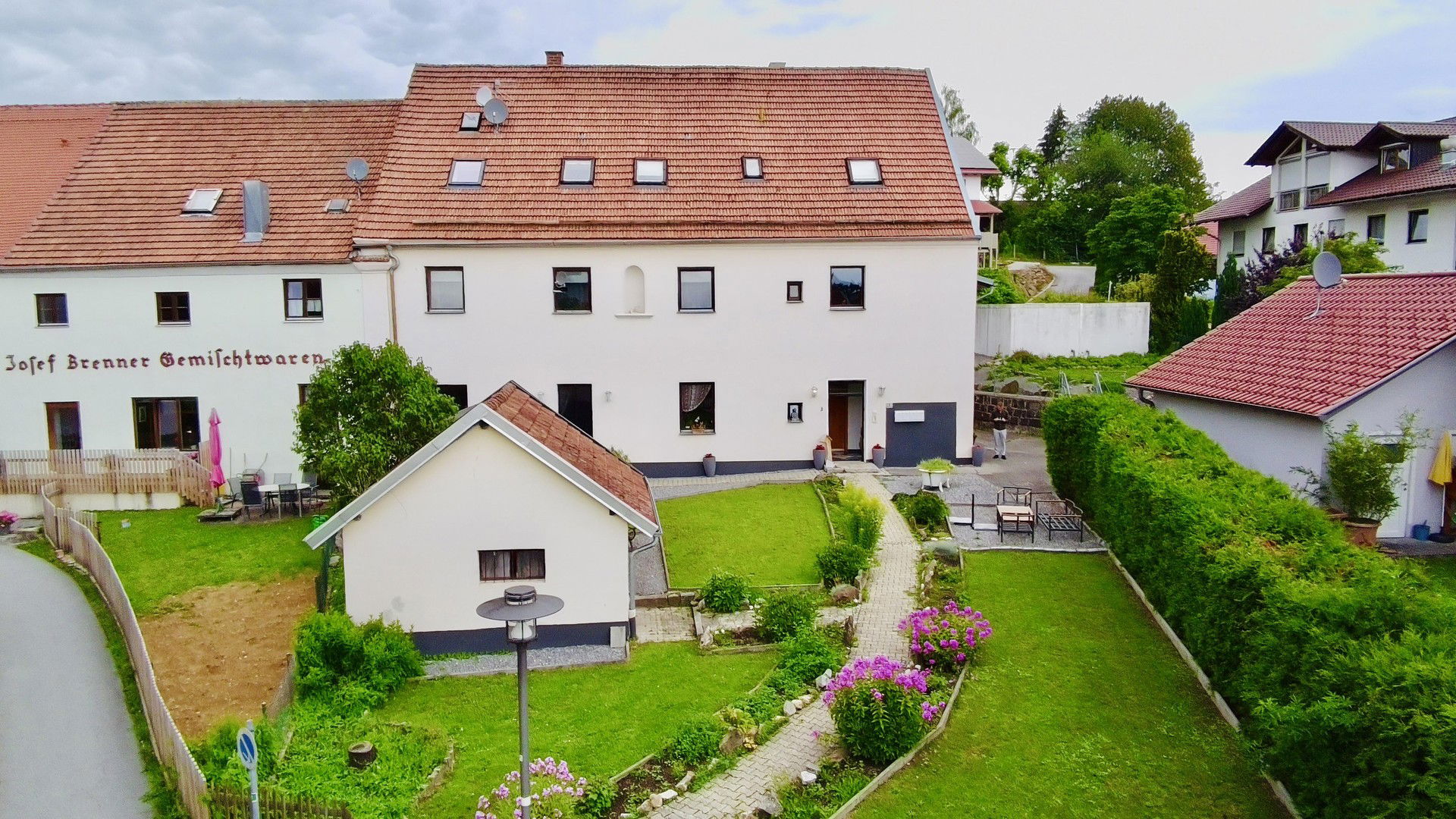 Mehrfamilienhaus zum Kauf provisionsfrei 589.000 € 14 Zimmer 366 m²<br/>Wohnfläche 1.155 m²<br/>Grundstück Windberg Windberg 94336