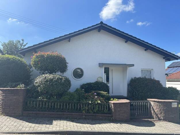 Einfamilienhaus zum Kauf provisionsfrei 698.000 € 5 Zimmer 176 m² 627 m² Grundstück Reickertstraße 14 Grünwettersbach Karlsruhe 76228