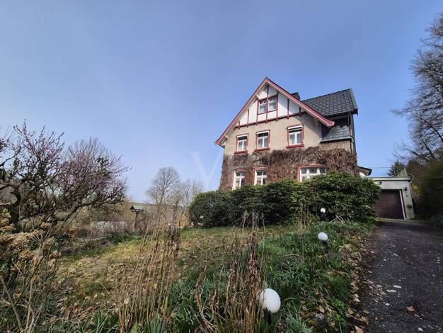 Villa zum Kauf 350.000 € 4 Zimmer 134 m² 1.048 m² Grundstück Hohenlimburg Hagen / Hohenlimburg 58119