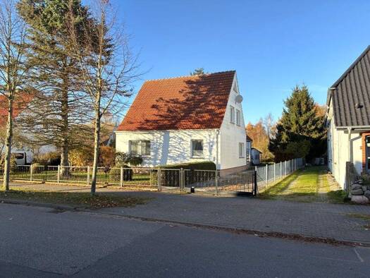 Einfamilienhaus zum Kauf 475.000 € 7 Zimmer 140 m² 2.369 m² Grundstück Dierhagen Dorf Dierhagen 18347