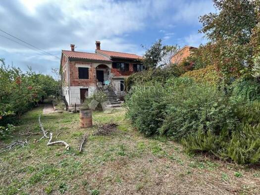 Haus zum Kauf 485.000 € 4 Zimmer 167 m² Peruski, Marcana Peruski, Kavran, Pavicini