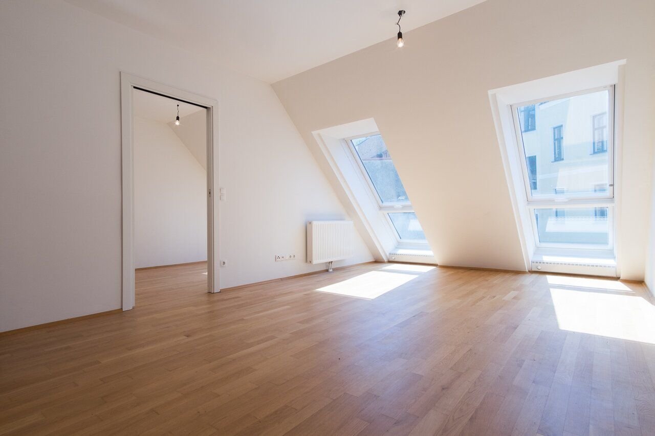 Wohnung zur Miete 800 € 2 Zimmer 50,2 m²<br/>Wohnfläche 4.<br/>Geschoss 01.12.2024<br/>Verfügbarkeit Mollardgasse Wien 1060