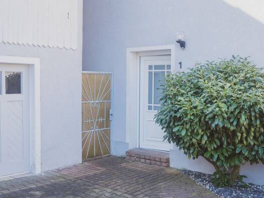 Haus zum Kauf provisionsfrei 328.000 € 5 Zimmer 105 m² 304 m² Grundstück Aisch Adelsdorf 91325