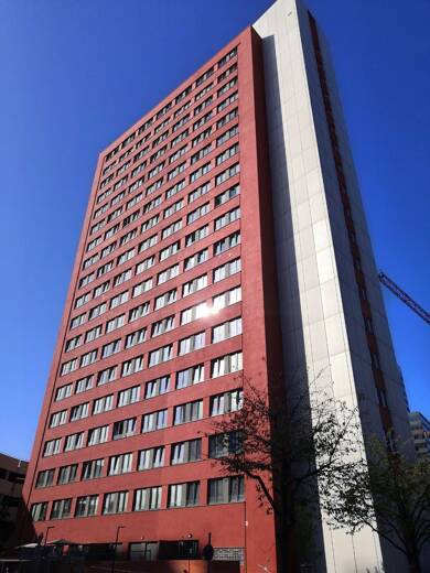 Wohnung zur Miete 750 € 2 Zimmer 41,5 m² 18. Geschoss Lyoner Straße 40 Schwanheim Frankfurt am Main 60528