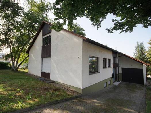 Einfamilienhaus zum Kauf provisionsfrei 349.000 € 7 Zimmer 170 m² 941 m² Grundstück Ginsterweg 9 Sulgen Schramberg 78713