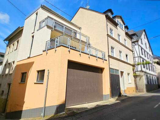 Einfamilienhaus zum Kauf 369.000 € 9 Zimmer 290 m² 118 m² Grundstück Zell Zell (Mosel) 56856