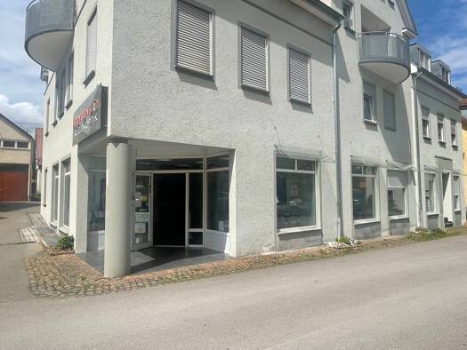 Laden zur Miete 950 € 3 Zimmer 101 m² Verkaufsfläche Deggingen Deggingen 73326