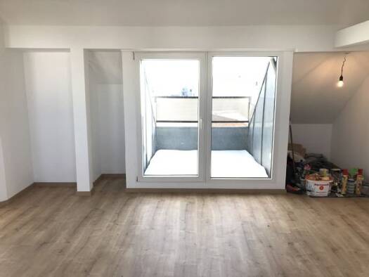 Loft zur Miete 670 € 1 Zimmer 50 m² 6. Geschoss frei ab 01.08.2026 Schloss Strasse 58 St Peter Nürnberg 90478