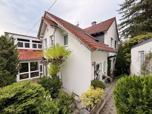 Doppelhaushälfte zum Kauf 430.000 € 4 Zimmer 139 m² 379 m² Grundstück frei ab 01.01.2027 Dorfweil Schmitten 61389