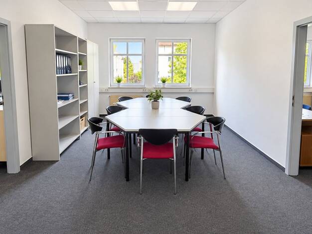 Bürogebäude zur Miete provisionsfrei 1.250 € 131,6 m² Bürofläche Waltershäuser Straße 21 Gotha Gotha 99867