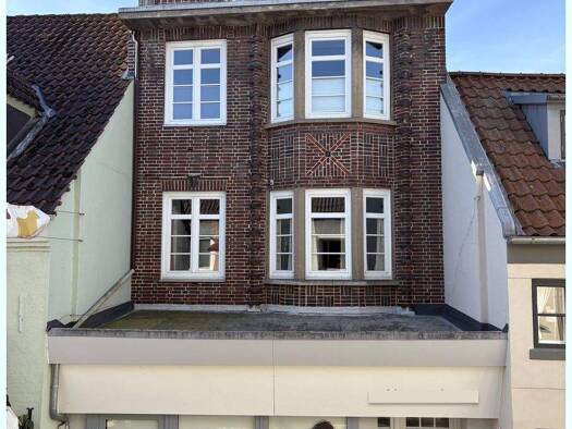 Haus zum Kauf 450.000 € 7 Zimmer 188,7 m² 105 m² Grundstück Husum 25813