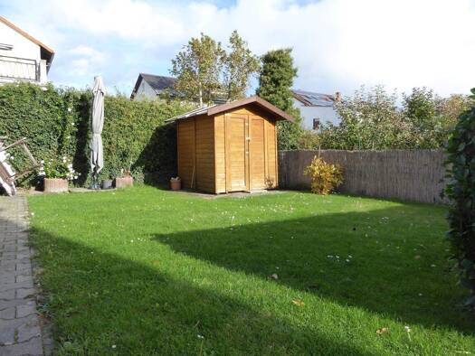 Wohnung zum Kauf 225.000 € 3 Zimmer 82 m² frei ab sofort Südstraße 22 Stockstadt 64589