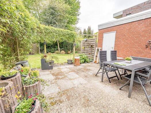 Mehrfamilienhaus zum Kauf 223.000 € 7 Zimmer 140 m² 912 m² Grundstück Jever 26441