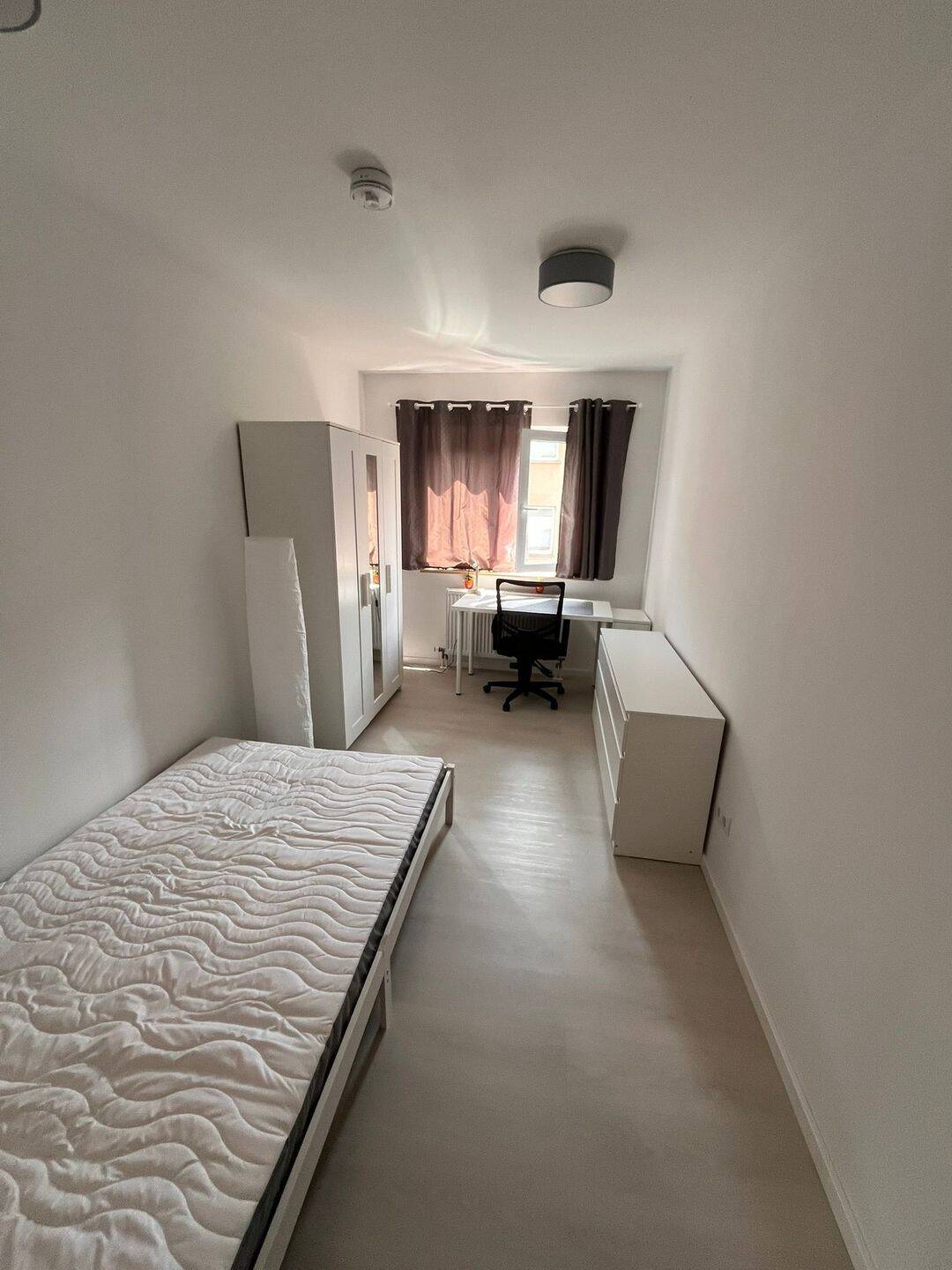 Vollsanierte und möblierte Stilvolle 1-Raum-Wohnung mit schöner Innenausstattung – Heinrich-Lanz-Straße, 68165 Mannheim – Bild 1 von 31