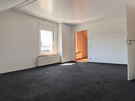 Wohnung zur Miete 800 € 4 Zimmer 120 m² 1. Geschoss Empeler Straße 57 Rees Rees 46459