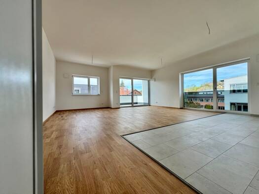 Wohnung zur Miete - Erstbezug 980 € 2 Zimmer 74,7 m² 3. Geschoss Deggendorf 94469