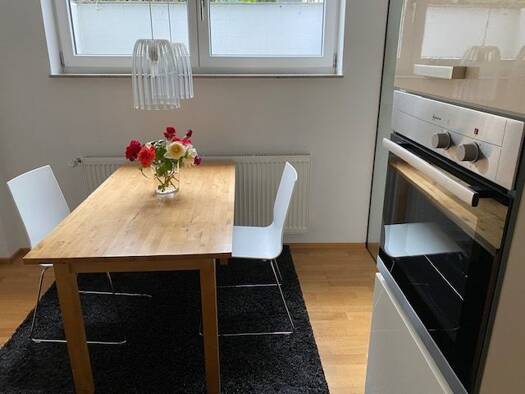 WG-Zimmer zur Miete auf Zeit 995 € 55 m² frei ab 01.12.2026 Freiberg Stuttgart 70437