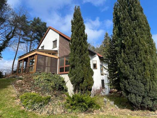 Haus zum Kauf 310.000 € 7 Zimmer 1.007 m² Grundstück frei ab 01.05.2026 Rießen Siehdichum 15890