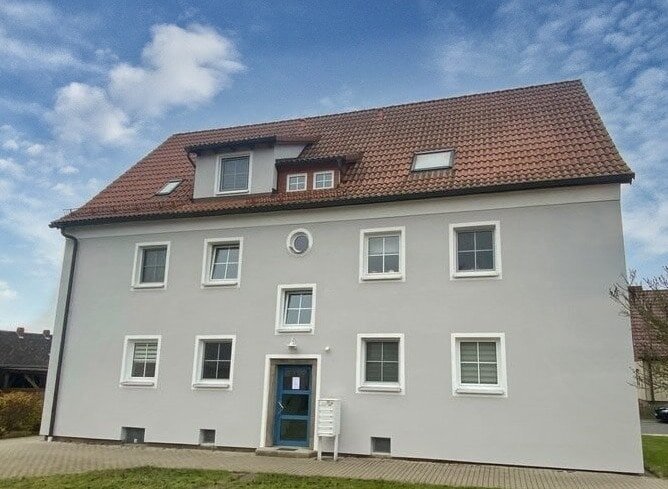 Mehrfamilienhaus zum Kauf als Kapitalanlage geeignet 340.000 € 13 Zimmer 300 m²<br/>Wohnfläche 926 m²<br/>Grundstück Pleußen Mitterteich 95666