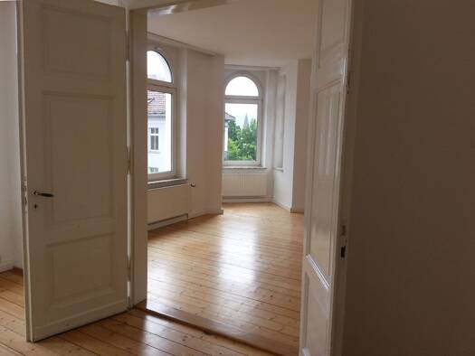 Wohnung zur Miete 575 € 3 Zimmer 105 m² 2. Geschoss Bad Pyrmont 31812