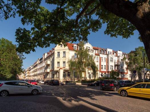 Wohnung zur Miete 567 € 2 Zimmer 70,8 m² 1. Geschoss frei ab 01.01.2026 Rudolf-Haym-Straße 8 Innenstadt Halle 06110