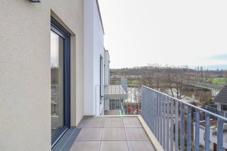 Wohnung zur Miete 1.077 € 3 Zimmer 75 m² 3. Geschoss frei ab sofort Salinenstraße 4/6 Jagstfeld Bad Friedrichshall 74177
