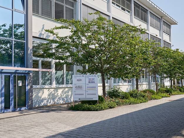Bürofläche zur Miete 6,90 € 80,9 m² Bürofläche Tscheulinstraße 21 Teningen Teningen 79331
