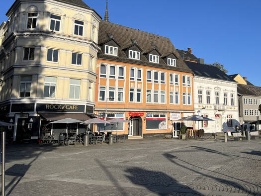 Wohnung zur Miete 605 € 2 Zimmer 64 m² 2. Geschoss frei ab sofort Altstadt Flensburg 24939