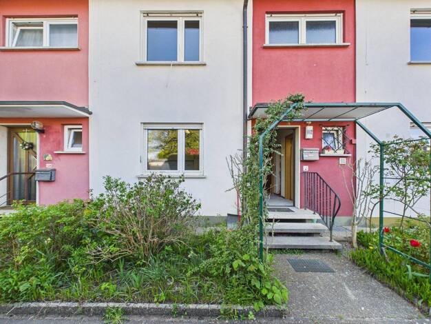 Reihenmittelhaus zum Kauf provisionsfrei 570.000 € 8 Zimmer 141 m² 174 m² Grundstück Langwasser Südöstliche Außenstadt 90471
