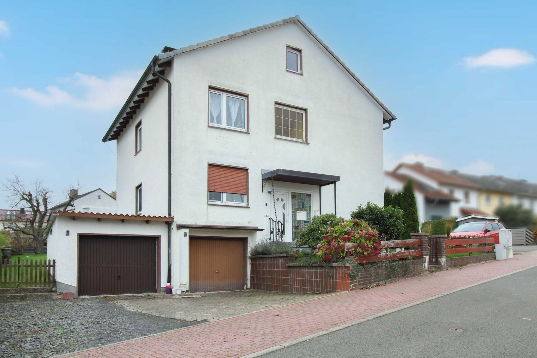 Mehrfamilienhaus zum Kauf 340.000 € 6 Zimmer 151,8 m²<br/>Wohnfläche 737 m²<br/>Grundstück Weimar Ahnatal 34292