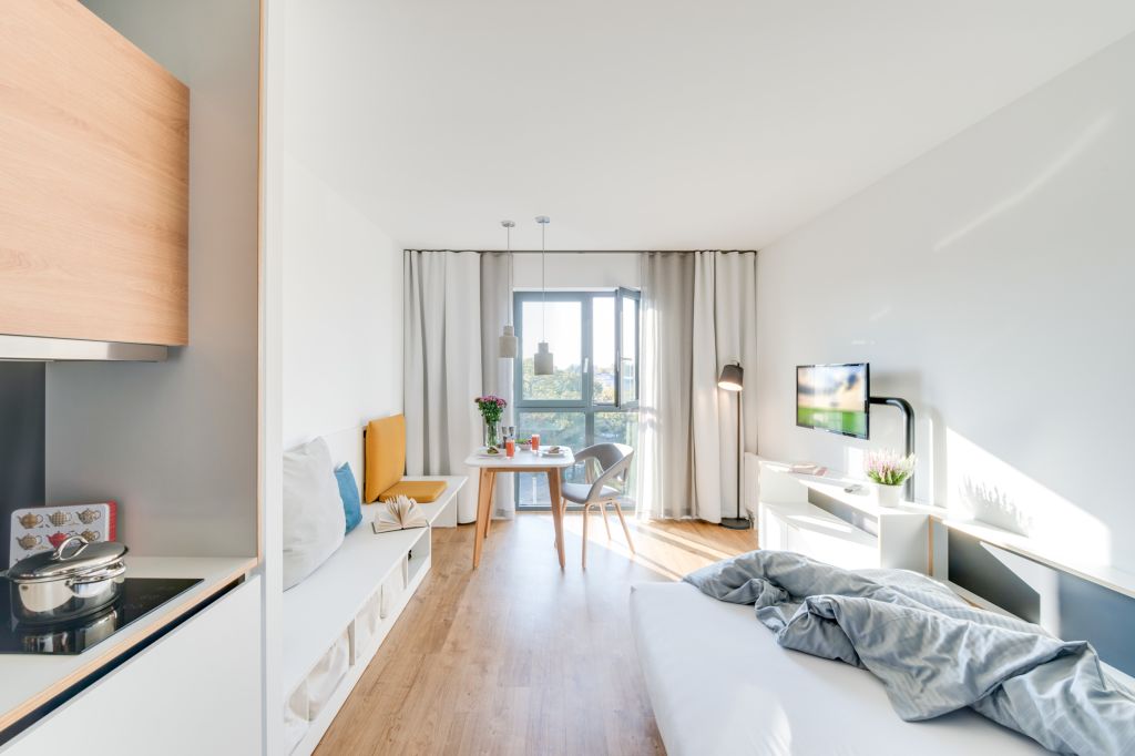 Wohnung zur Miete Wohnen auf Zeit 1.825 € 1 Zimmer 25 m²<br/>Wohnfläche 27.09.2024<br/>Verfügbarkeit Treskowallee Oberschöneweide Berlin 10318