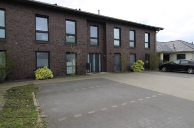 Wohnung zur Miete 670 € 3 Zimmer 72,6 m² frei ab sofort Neuenburg Zetel 26340