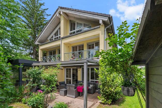 Doppelhaushälfte zum Kauf 900.000 € 4,5 Zimmer 112,6 m² 190 m² Grundstück Ottobrunn 85521