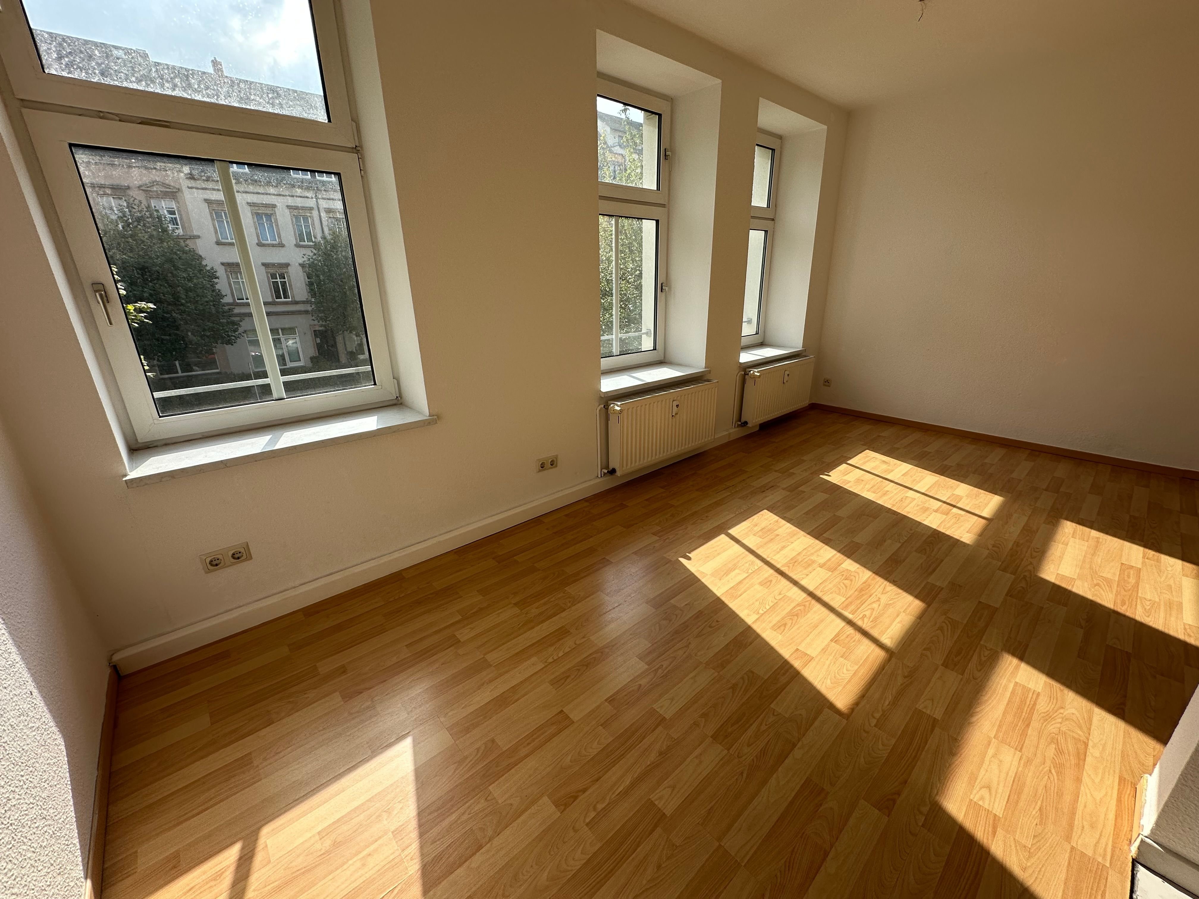 Wohnung zur Miete 290 € 2 Zimmer 53 m²<br/>Wohnfläche 1.<br/>Geschoss August-Bebel-Str. 5 Schloßchemnitz 020 Chemnitz 09111