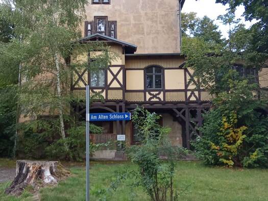 Pflegeheim zum Kauf 324.900 € 30 Zimmer 1.250 m² frei ab sofort Hummelshain Hummelshain 07768