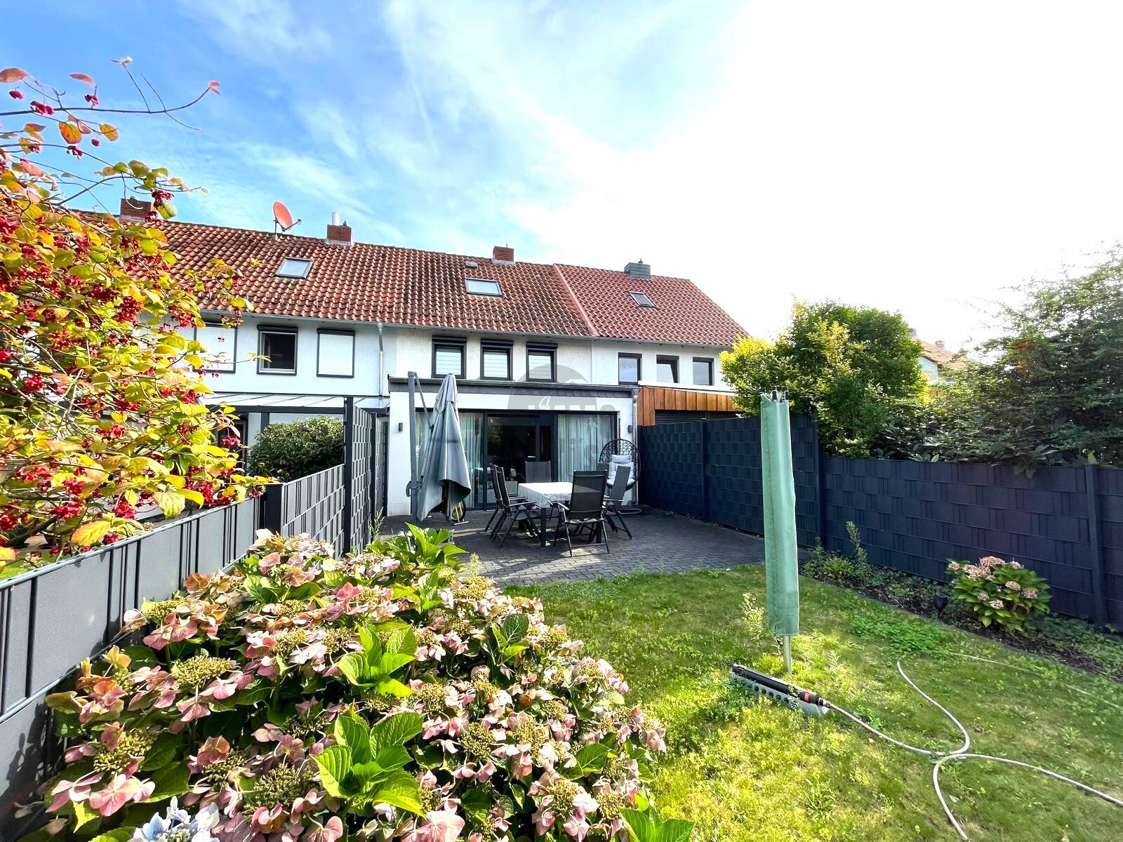 Reihenmittelhaus zum Kauf 329.000 € 4 Zimmer 140 m²<br/>Wohnfläche 254 m²<br/>Grundstück Heese Celle 29225