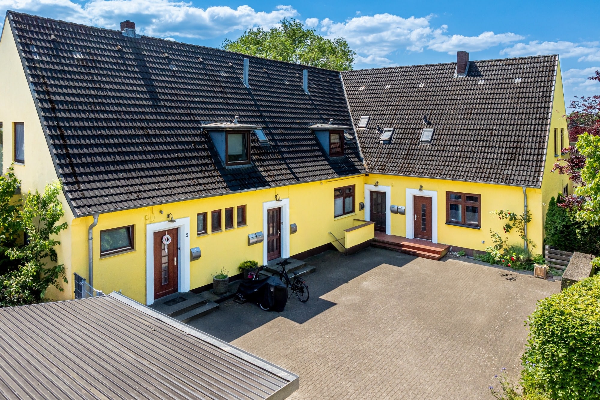 Mehrfamilienhaus zum Kauf 799.000 € 20 Zimmer 504 m²<br/>Wohnfläche 1.160 m²<br/>Grundstück Wahlbezirk 12 Elmshorn 25337