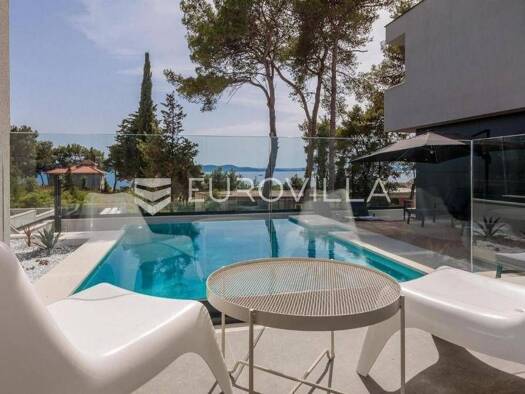Haus zum Kauf 2.800.000 € 5 Zimmer 453 m² Diklo Zadar