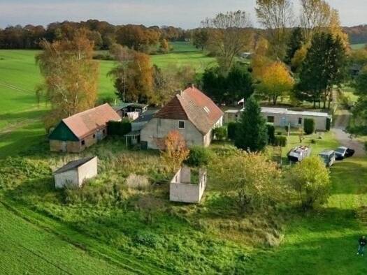 Doppelhaushälfte zum Kauf 79.000 € 3 Zimmer 80 m² 5.084 m² Grundstück Stormsdorf Eixen 18334