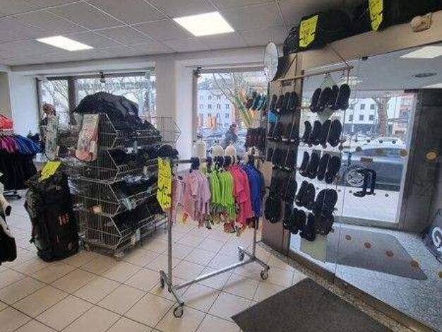 Laden zur Miete provisionsfrei 2.079 € 4 Zimmer 189 m² Verkaufsfläche Münsterstr. 88 Derendorf Düsseldorf 40476