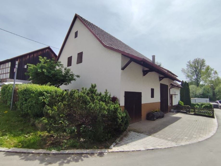 Mehrfamilienhaus zum Kauf 665.000 € 6 Zimmer 150 m²<br/>Wohnfläche 1.150 m²<br/>Grundstück Neckarhausen Nürtingen 72622