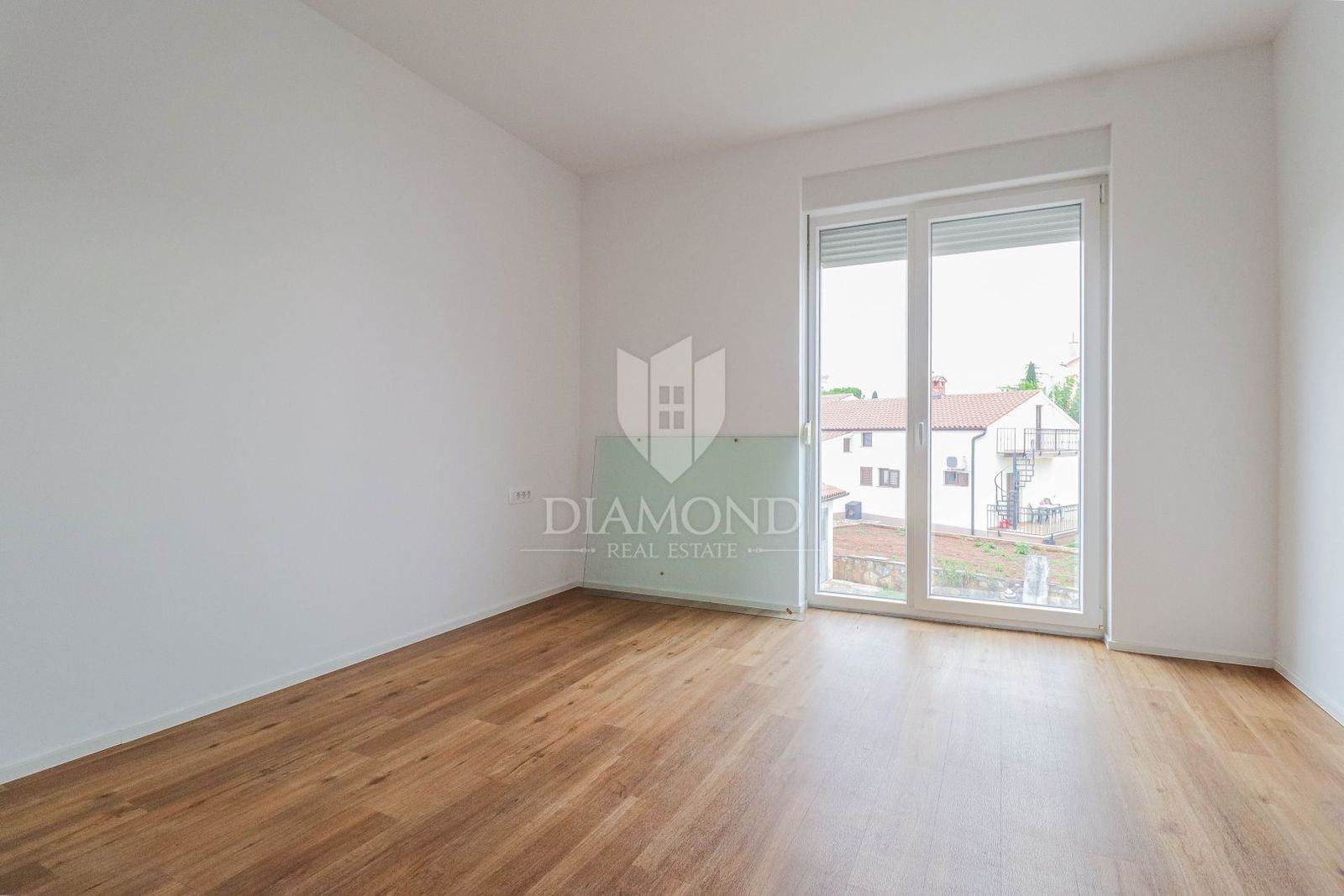 Wohnung zum Kauf 270.000 € 4 Zimmer 80 m²<br/>Wohnfläche 1.<br/>Geschoss Porec center 52440