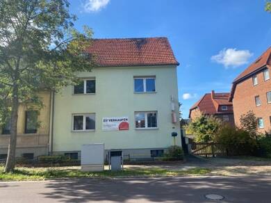 Mehrfamilienhaus zum Kauf 159.900 € 10 Zimmer 180 m² 1.055 m² Grundstück Genthin Genthin 39307