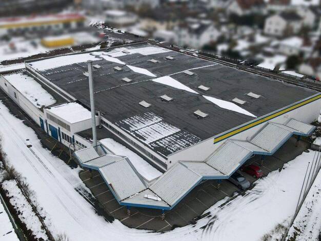 Lagerhalle zum Kauf 1.800.000 € 2.300 m² Lagerfläche Petersberg Bad Hersfeld 36251